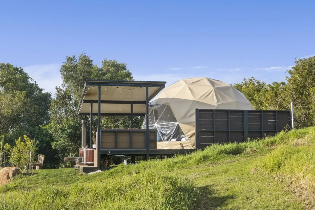 silver knight exterior2